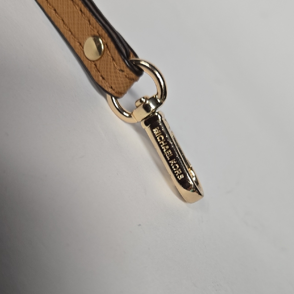 Michael Kors Tan Leather Wristlet Strap with Gold Hardware EUC 7.5"x.5" - Picture 3 of 5